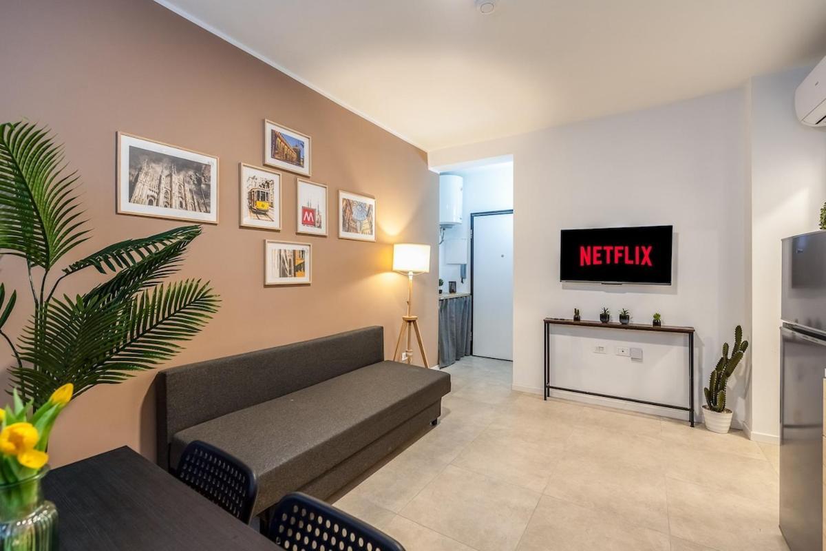 Authentic Private Flat 2 Min From Navigli Daire Milano Dış mekan fotoğraf